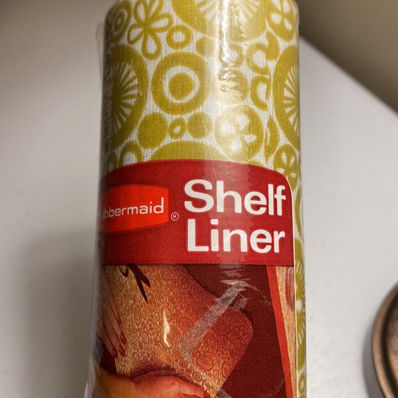 Vintage Rubbermaid Shelf Liner - Picture 2 of 10